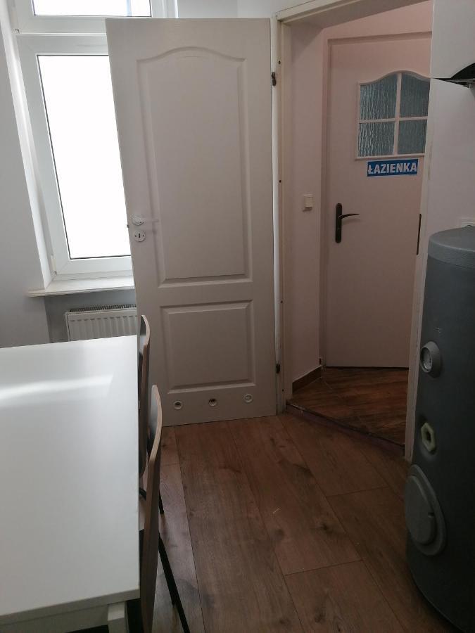Hostel Tulip - Pokoj Jednoosobowy Nr 3 Ze Wspolna Lazienka I Kuchnia شتشيتسين المظهر الخارجي الصورة