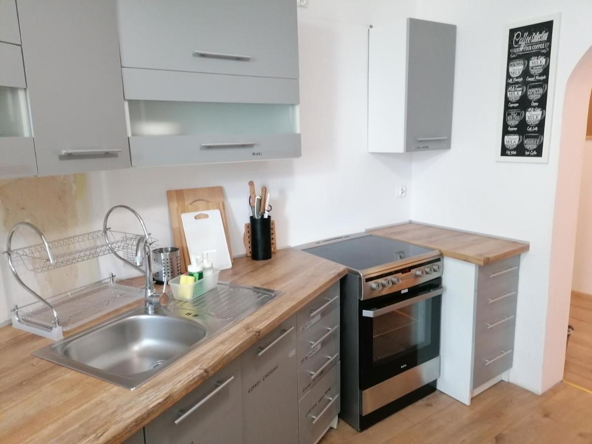 Hostel Tulip - Pokoj Jednoosobowy Nr 3 Ze Wspolna Lazienka I Kuchnia شتشيتسين المظهر الخارجي الصورة