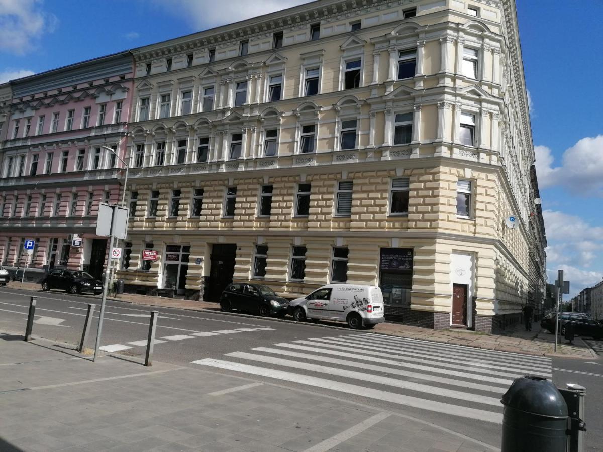 Hostel Tulip - Pokoj Jednoosobowy Nr 3 Ze Wspolna Lazienka I Kuchnia شتشيتسين المظهر الخارجي الصورة