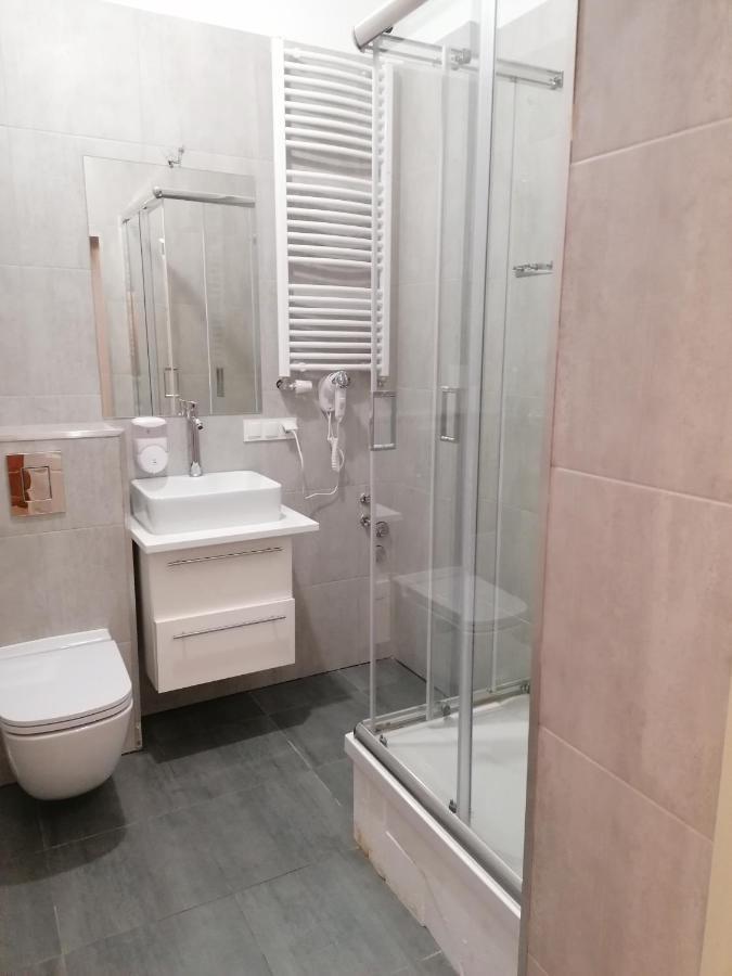Hostel Tulip - Pokoj Jednoosobowy Nr 3 Ze Wspolna Lazienka I Kuchnia شتشيتسين المظهر الخارجي الصورة